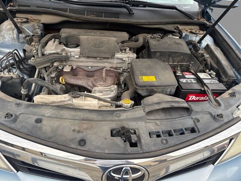 Used 2012 Toyota Camry XLE FWD image 13