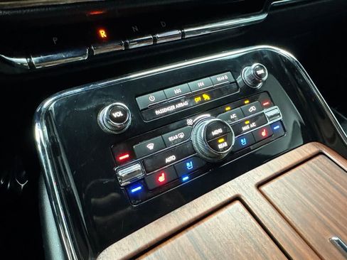 Used 2020 Lincoln Navigator Reserve RWD image 70