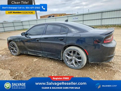 Used 2017 Dodge Charger SXT w/ Rallye Group RWD image 3