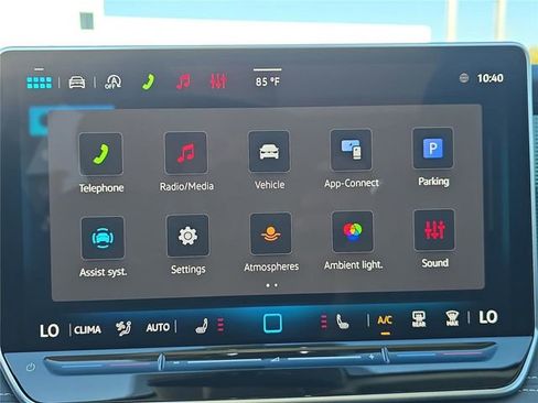New 2026 Volkswagen Tiguan SE FWD image 15