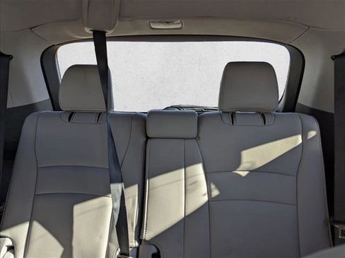 Used 2016 Honda Pilot Elite image 21