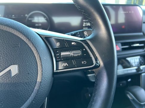 Used 2024 Kia Seltos EX image 21