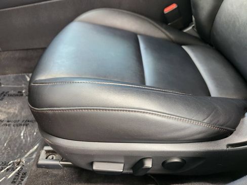 Used 2020 MAZDA MAZDA3 AWD Hatchback w/ Preferred Pkg image 17