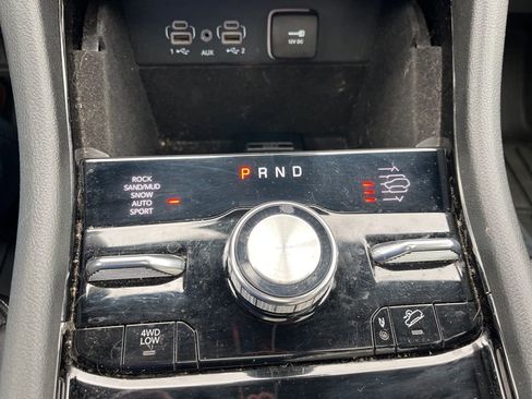 Used 2022 Jeep Grand Cherokee Overland image 51