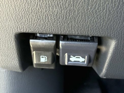 Certified 2025 MAZDA CX-5 Signature image 46