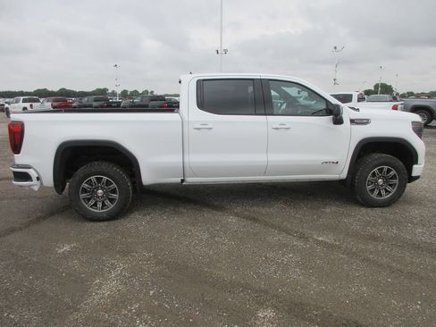 New 2026 GMC Sierra 1500 AT4 w/ AT4 Premium Package AWD/4WD image 3