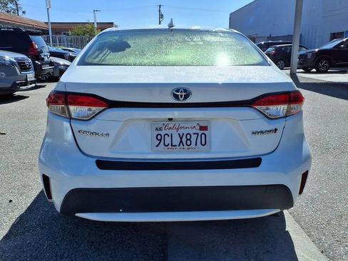 Used 2022 Toyota Corolla LE FWD image 21