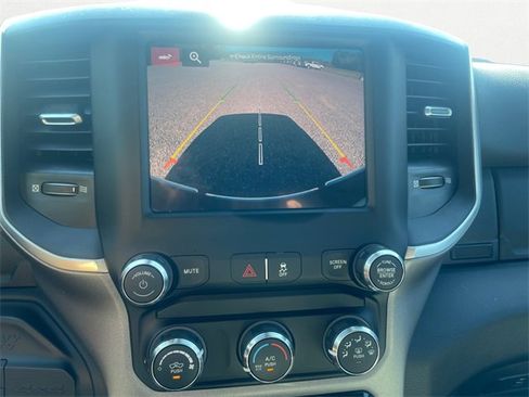 Used 2024 RAM 3500 Big Horn image 24