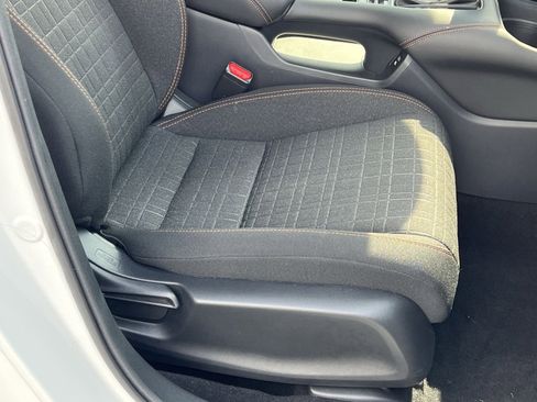 Used 2025 Honda HR-V Sport image 27