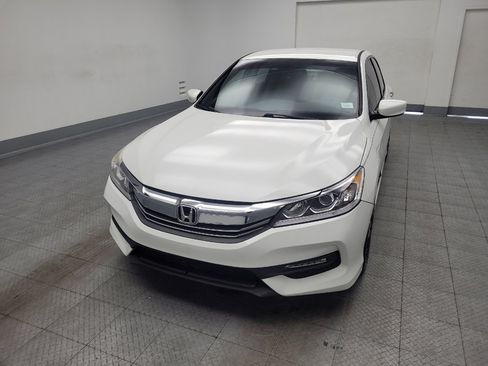 Used 2016 Honda Accord Sport image 15