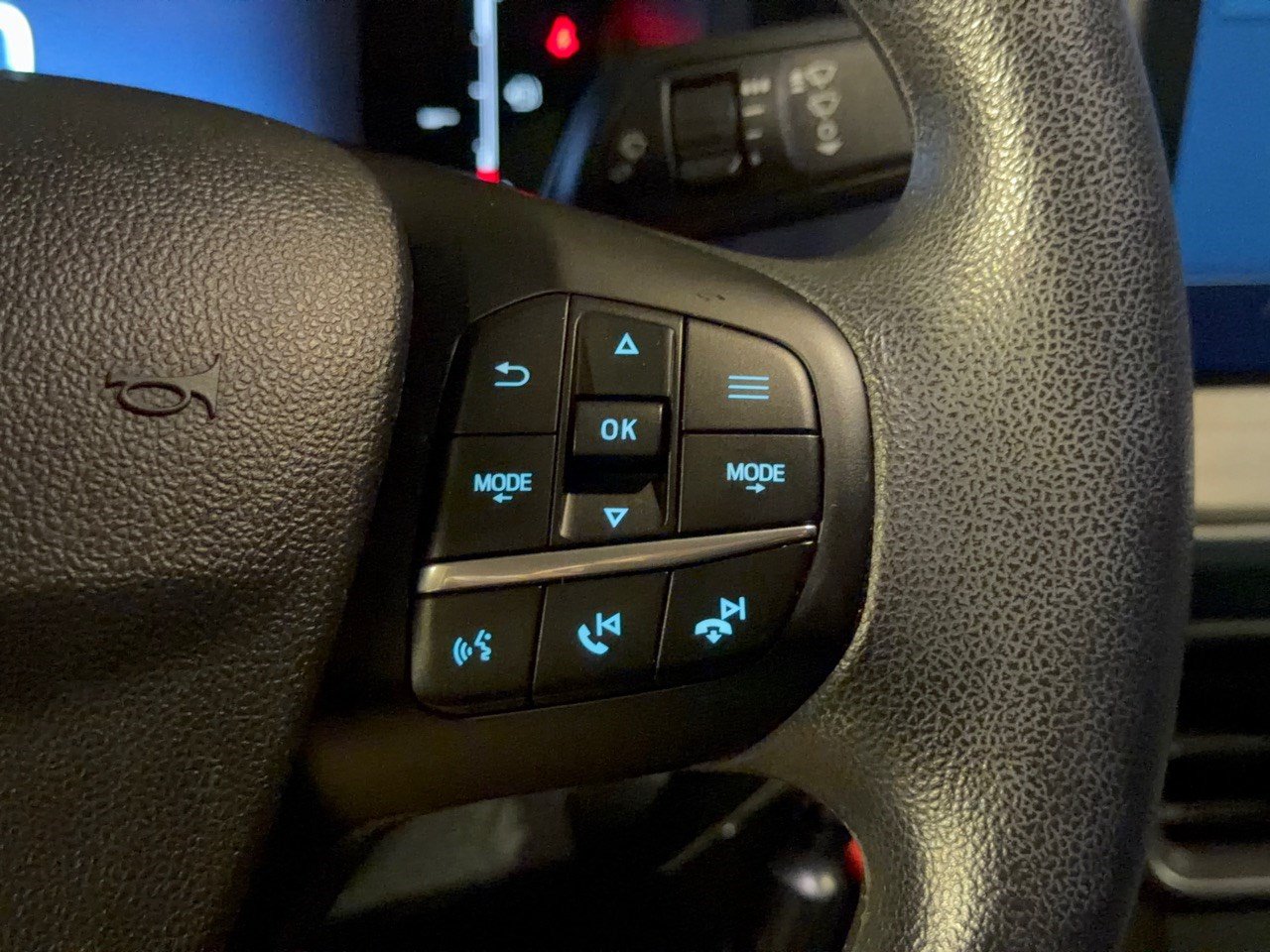 Used 2025 Ford Maverick XL FWD image 19