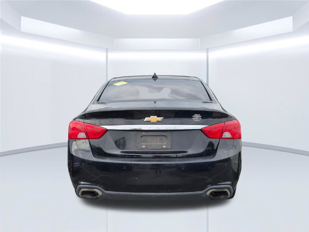 Used 2014 Chevrolet Impala LTZ FWD image 2