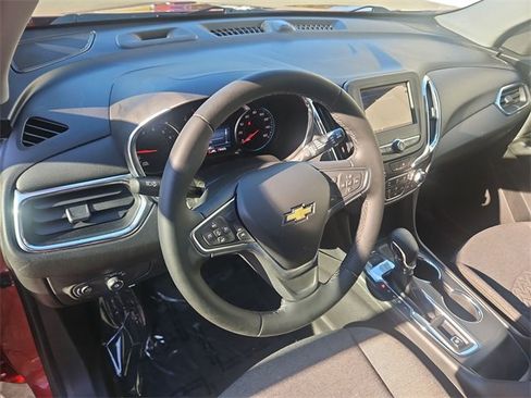 Certified 2023 Chevrolet Equinox LT image 10