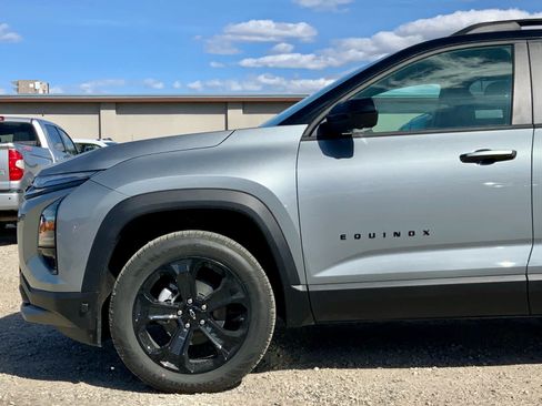 New 2026 Chevrolet Equinox LT w/ Midnight Edition AWD/4WD image 10