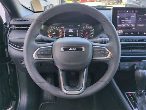 Certified 2022 Jeep Compass Altitude image 22