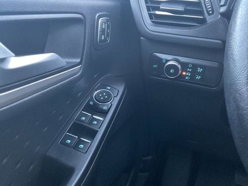 Used 2020 Ford Escape SEL image 14