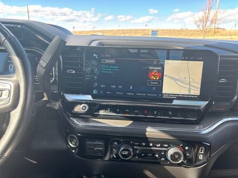 Certified 2024 Chevrolet Silverado 3500 High Country w/ Technology Package AWD/4WD image 18