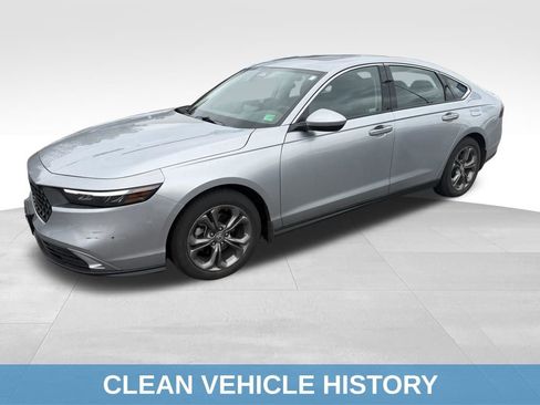 Used 2024 Honda Accord EX image 3