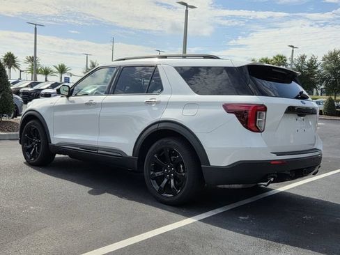 Used 2023 Ford Explorer ST-Line w/ Class IV Trailer Tow Package RWD image 4