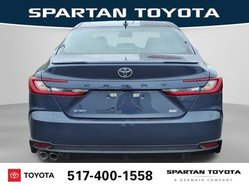 New 2026 Toyota Camry SE FWD image 8
