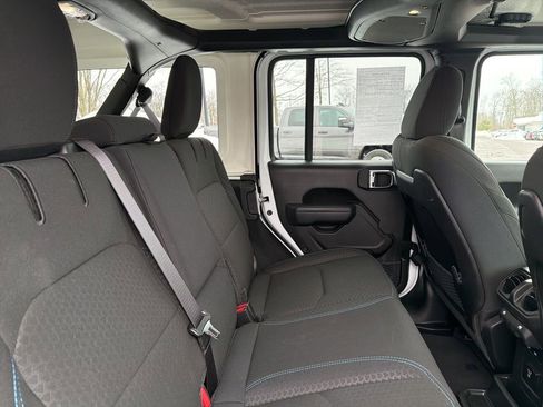 Certified 2025 Jeep Wrangler Unlimited Rubicon 4xe w/ Safety Group image 10