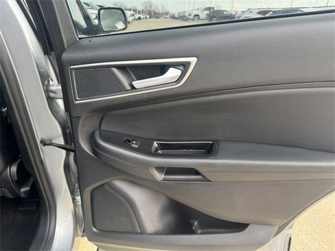 Used 2020 Ford Edge SEL w/ Convenience Package image 13