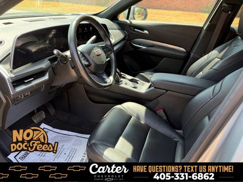 Used 2024 Cadillac XT4 Premium Luxury FWD image 24