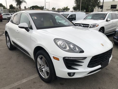 Used 2016 Porsche Macan S image 4
