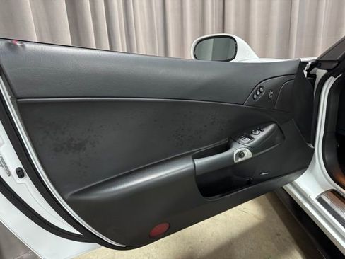 Used 2011 Chevrolet Corvette Grand Sport w/ Preferred Equipment Group image 17