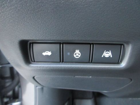 Used 2026 Nissan Sentra SL w/ Floor Mat Package FWD image 24