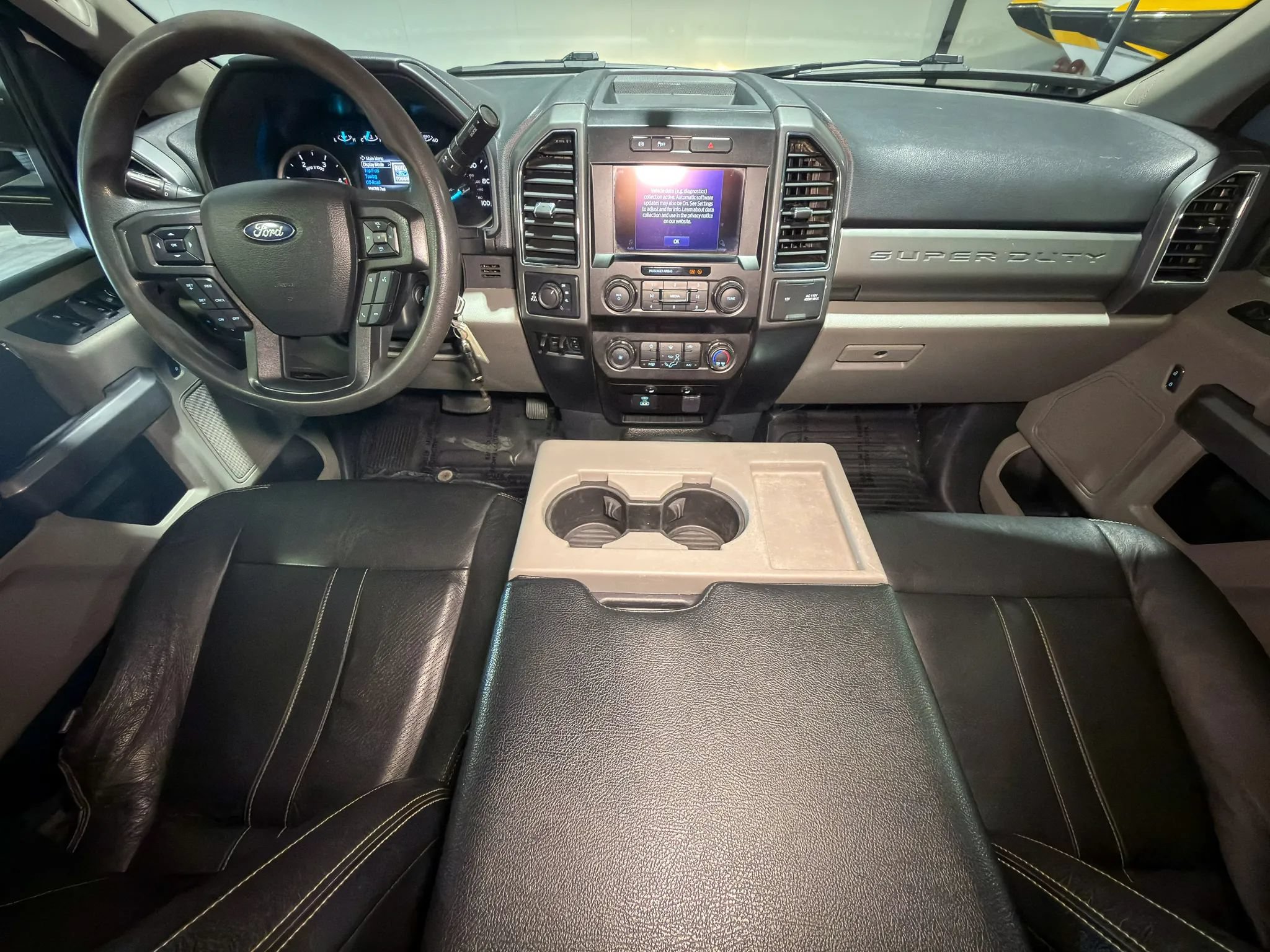 Used 2022 Ford F350 XLT w/ XLT Value Package AWD/4WD image 14