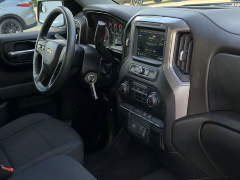 Used 2019 Chevrolet Silverado 1500 Custom w/ Infotainment Package RWD image 10