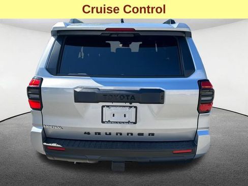 Certified 2026 Toyota 4Runner SR5 AWD/4WD image 10