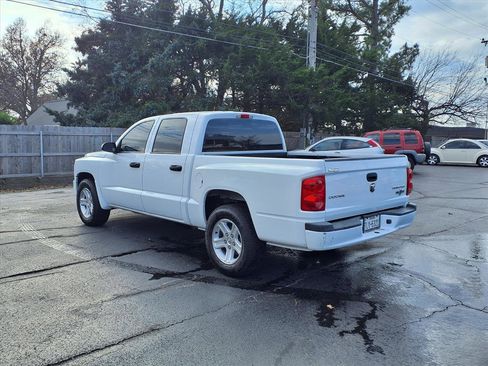 Used 2011 Dodge Dakota Big Horn image 4