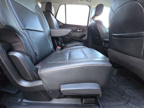 Used 2020 Chevrolet Traverse RS w/ LPO, Floor Liner Package image 16