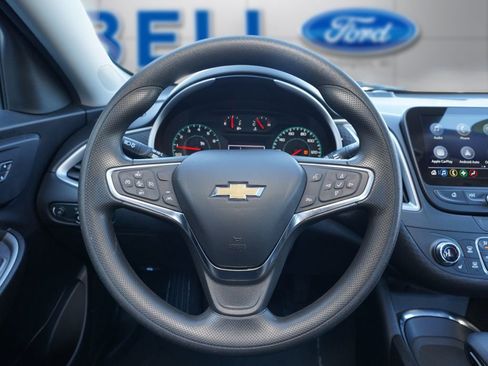 Used 2023 Chevrolet Malibu LT image 25
