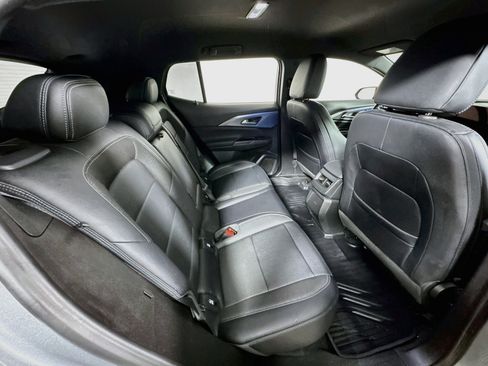 Used 2025 Chevrolet Equinox EV LT FWD image 26