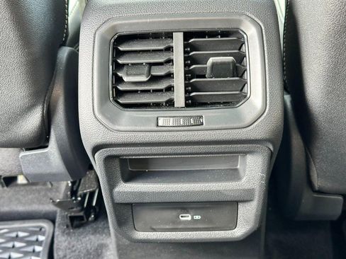 Used 2025 Volkswagen Taos SEL w/ Black Wheel Plus Package image 10