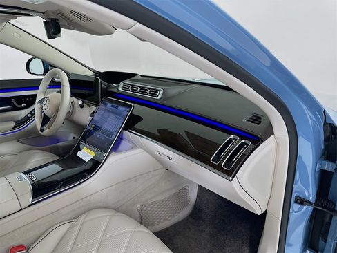 New 2026 Mercedes-Benz Maybach S 580 4MATIC image 33