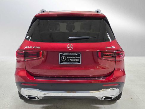 New 2026 Mercedes-Benz GLB 250 4MATIC image 4