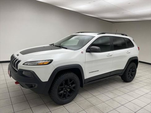 Certified 2018 Jeep Cherokee Trailhawk w/ Quick Order Package 27L AWD/4WD image 1