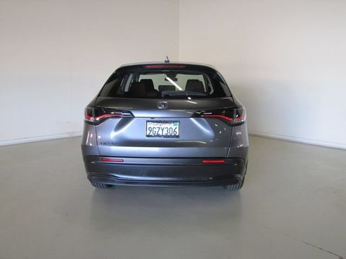 Certified 2024 Honda HR-V LX image 22