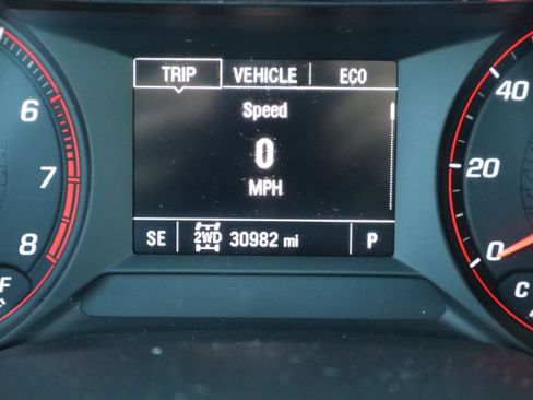 Used 2023 Chevrolet TrailBlazer RS AWD/4WD image 33