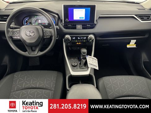 New 2025 Toyota RAV4 XLE image 7