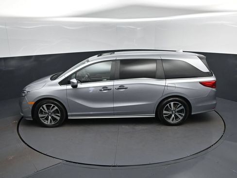 Used 2023 Honda Odyssey Touring image 34
