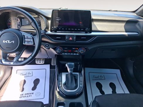 Used 2023 Kia Forte GT-Line w/ GT-Line Premium Package FWD image 11
