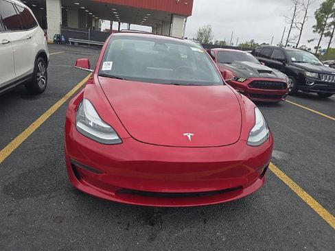 Used 2018 Tesla Model 3 Long Range image 2