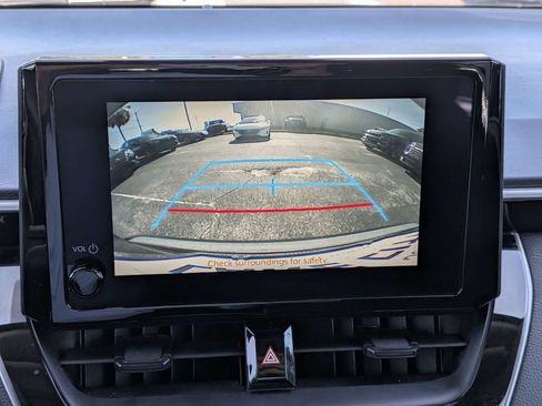 Used 2025 Toyota Corolla LE FWD image 26