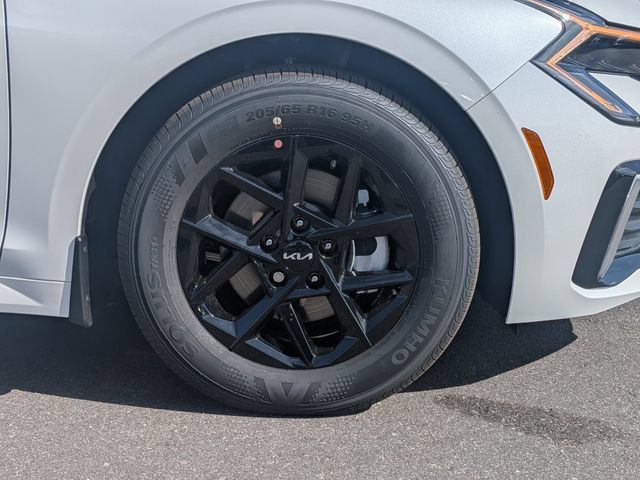 New 2026 Kia K5 LXS FWD image 11