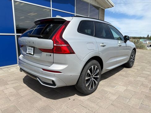 Used 2025 Volvo XC60 B5 Plus AWD/4WD image 7